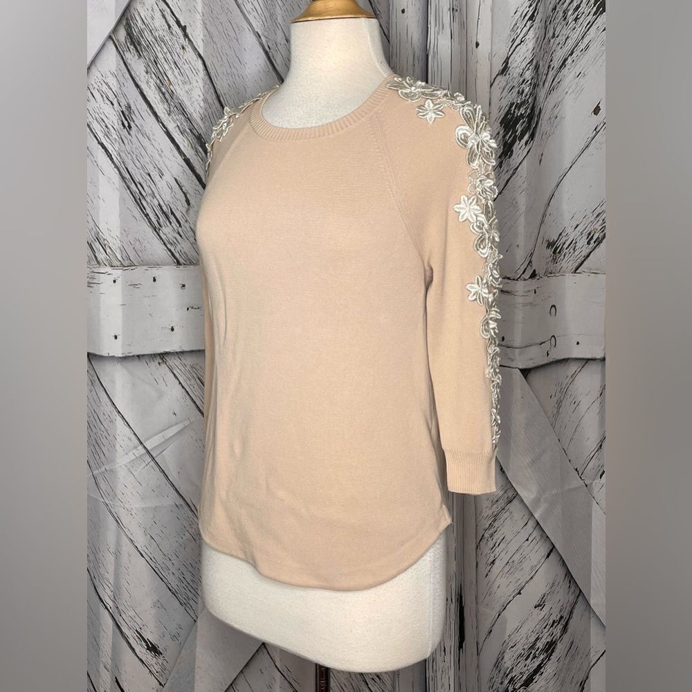 J Crew Tan Cotton Sweater White Lace Appliqués on Sleeve Size S